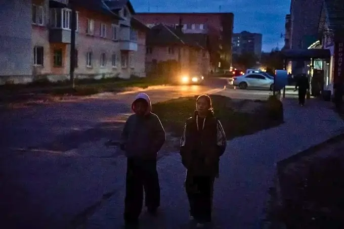 Ukraine’s Winter of Three Wars: How Energy Collapse, Frontline Strain, and Corruption Threaten the Nation’s Survival