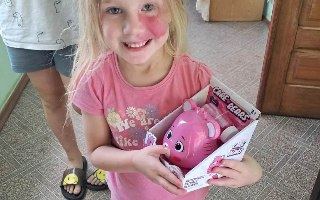 Toys Cheer Frontline Children