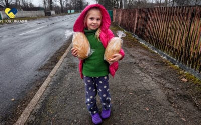 This Little Girl in Ukraine Is Smiling Because Her Family Will Eat Today