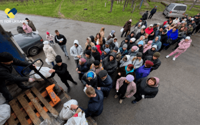 Families Near Ukraine’s Front Line Are Waiting for Food. We Must Keep Showing Up.